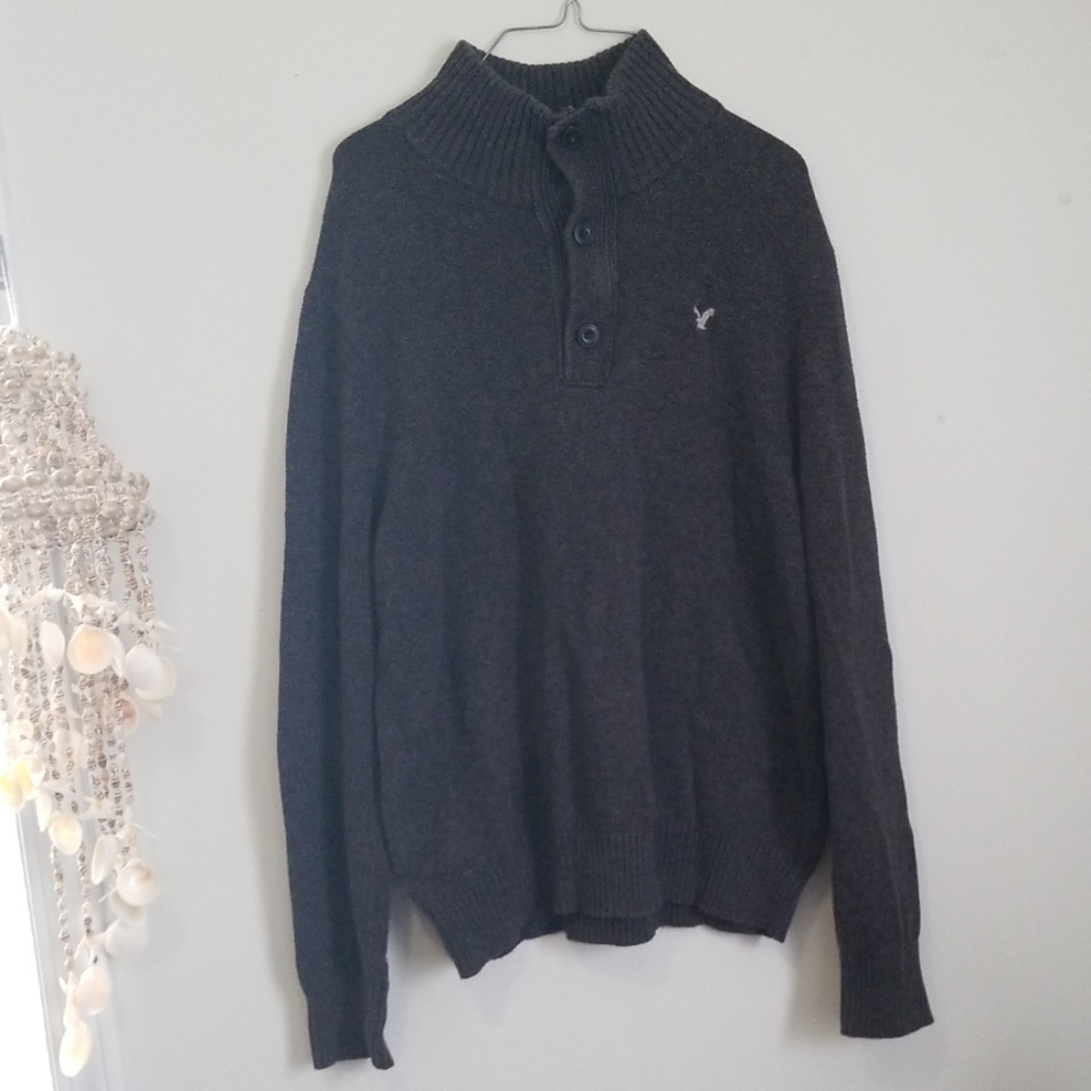 Mens American Eagle half zip with buttons